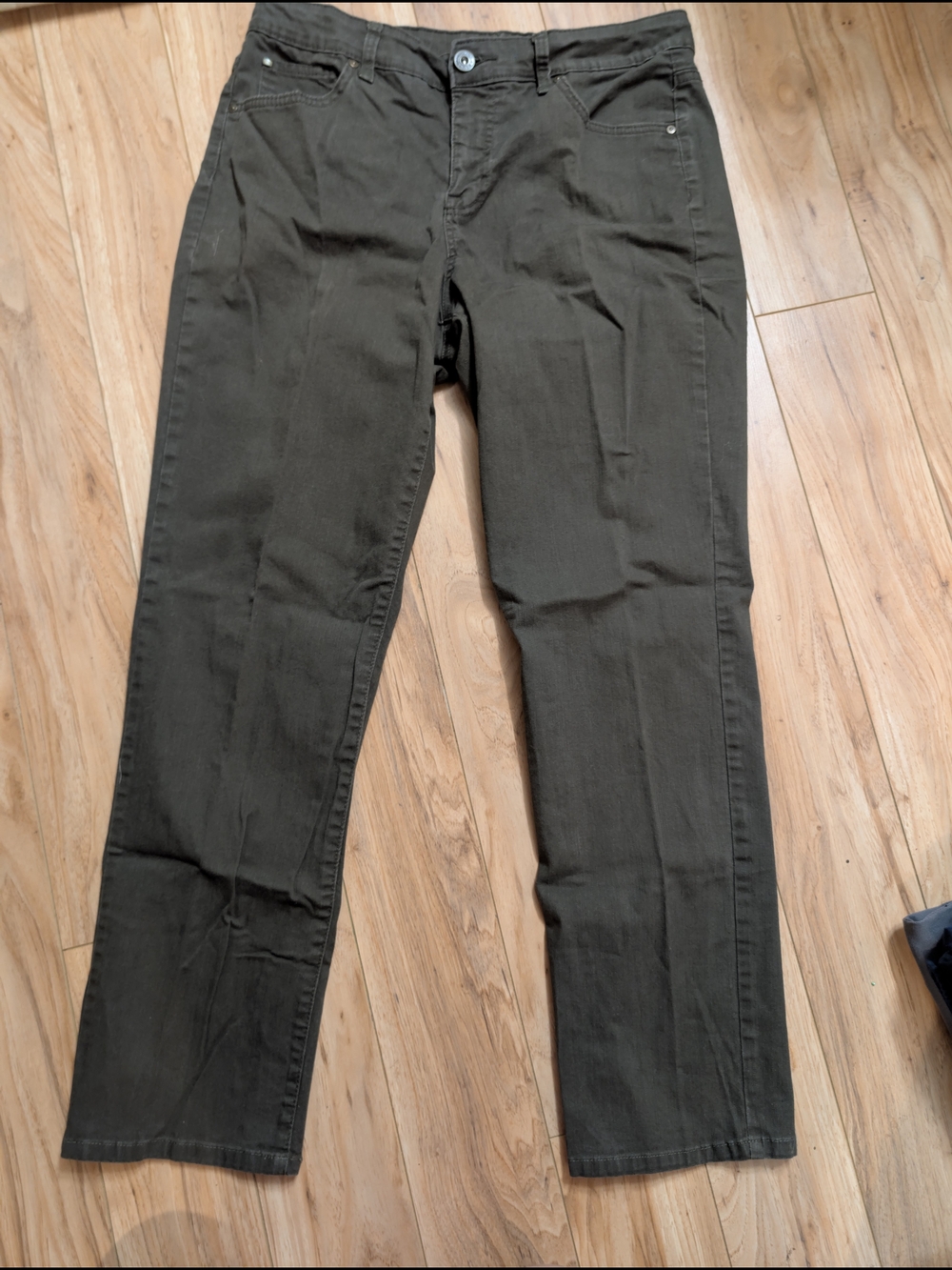 Bandolino Mandie Straight Leg Jeans Size 12 Olive Green Army Stretch
